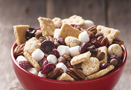 ALDI US - S'mores Trail Mix