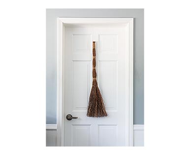 cinnamon broomstick