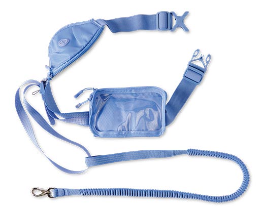 https://www.aldi.us/fileadmin/fm-dam/Weekly_Assets/2024/03_27_2024/06_pet_supplies/heart-to-tail-hands-free-leash-with-pouch-710863-d3.jpg